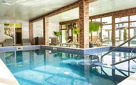 Заревата къща